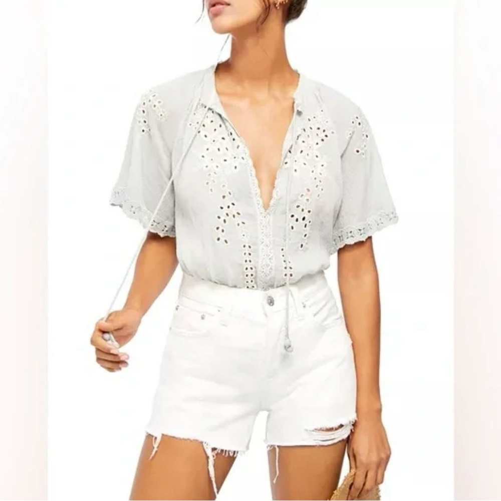 NWOT Free People Eyelet Embroidered Dahlia Blouse xs